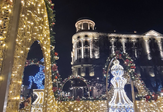 92 Christmas ilumination of Warsaw